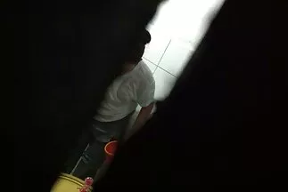 Cô gái tóc vàng bị bịt phim xxx hàn quốc mắt lấy dương vật bằng má.