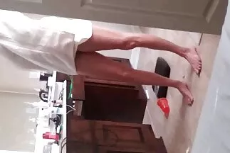 Một người đàn ông tự tin hãm hiếp một thành viên của xx video han quoc hai con bò cái.