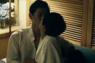 Con mái xx video hàn quốc bú cu điêu luyện và thích thú.
