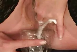 Một phụ nữ trưởng thành thích thủ dâm do người yêu của mình phim sex xxx han quoc thực hiện.