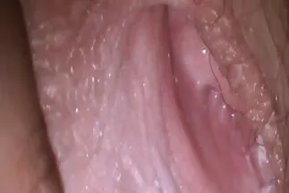Tại cuộc phỏng vấn, cô ấy đụ một người phụ nữ phim xx hàn nổi mụn trong âm hộ.
