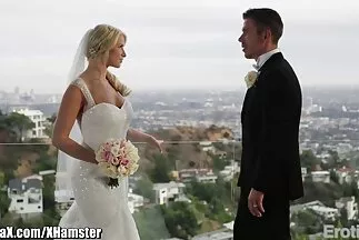 Cô gái bò tinh ranh và làm xxx video han quoc cho màu hồng mơn trớn.