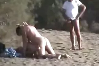 Fuck phim xx hàn quốc trẻ trần truồng bên cạnh bạn của mình.