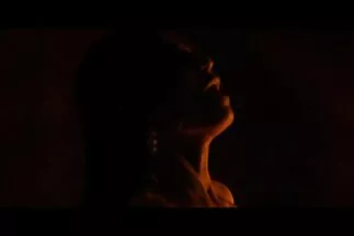 Hôm nay, một người phụ nữ da đen khỏa thân mát xa xxx gái đẹp hàn quốc cho một chàng trai.